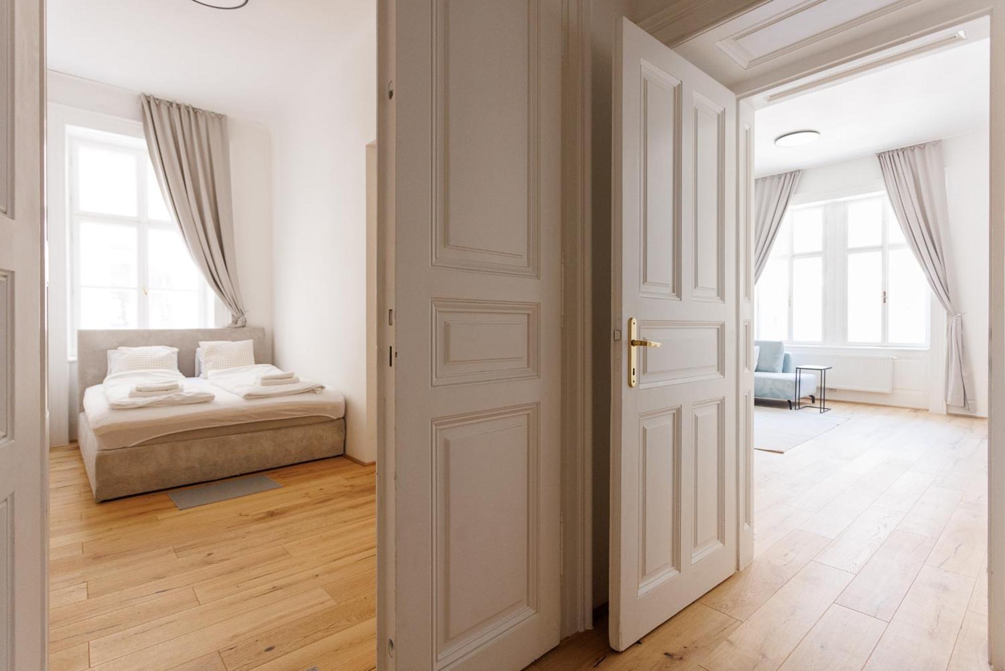 4Ty3 Apartments - Stadtpark City Apartment Is Calling Виена Екстериор снимка